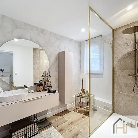 L'atelier Lumiere-centre *